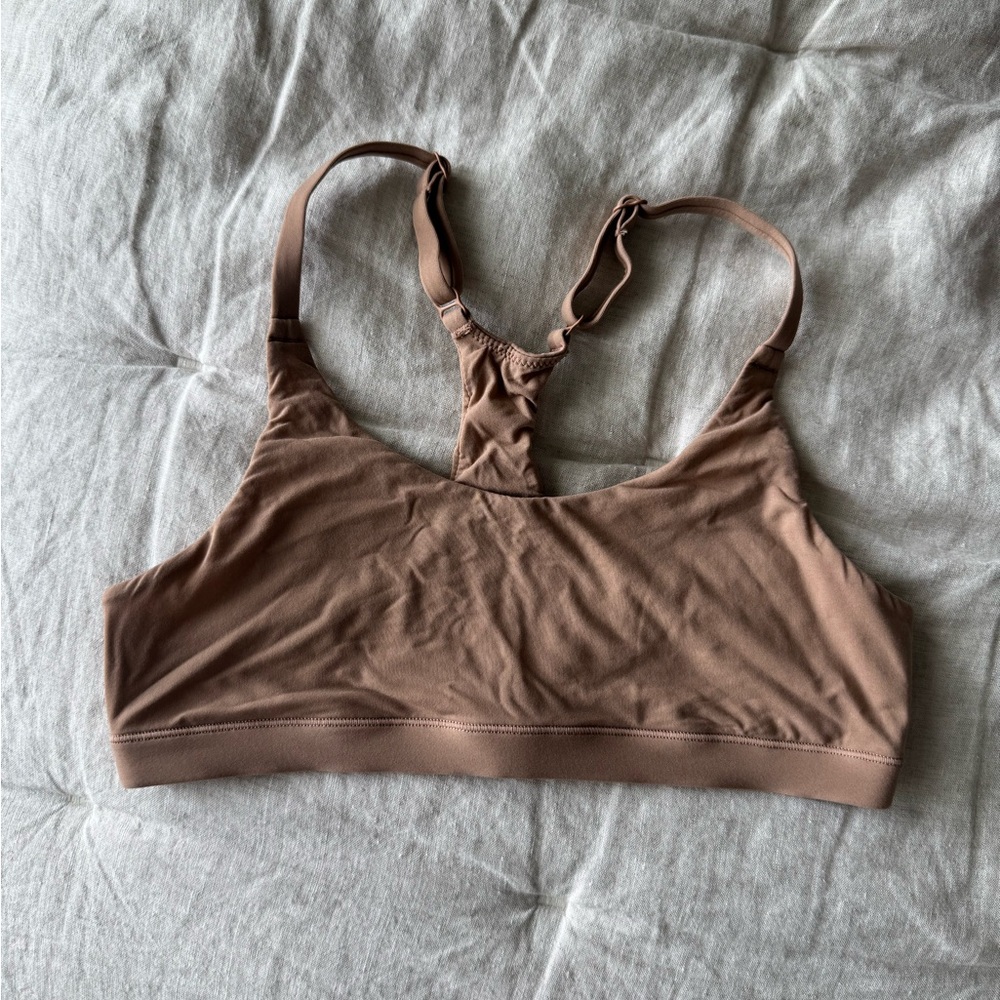 SKIMS Wireless Racerback Bralette - Mauve Brown
